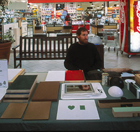 Stuart Ringholt, Love, 2001. Woolstores Shopping Centre, Fremantle. Image courtesy of the artist and Milani Gallery.