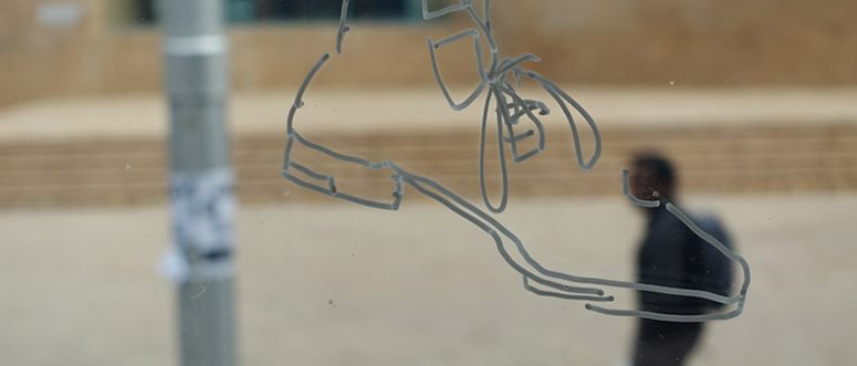 Detail of drawing performance by Gosia Wlodarczak at The Street Theatre for ‘Segue 16: stCloud, Frost Drawing’, 2016. Image courtesy of Gera Woltjer Detail of drawing performance by Gosia Wlodarczak at The Street Theatre for ‘Segue 16: stCloud, Frost Drawing’, 2016. Image courtesy of Gera Woltjer